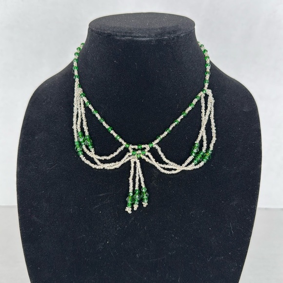 Antique Jewelry - Antique estate 1930s Green and Clear Beaded Necklace Lot A17
